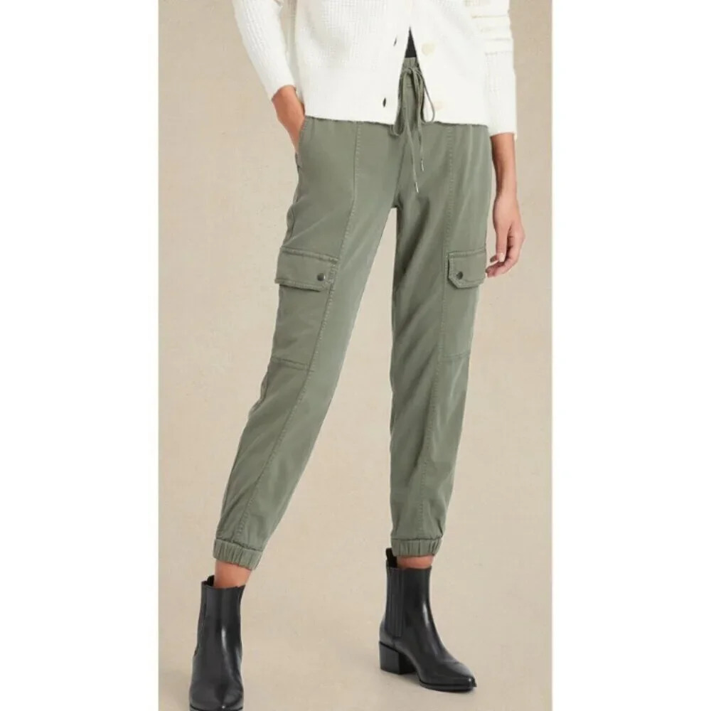 Banana Republic Womens Size Small Cargo Flight Jacket Green Stretch Jogger
